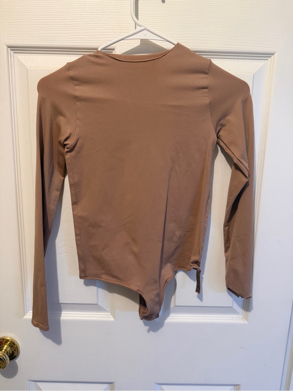 SKIMS Long Sleeve Bodysuit in Mauve Brown